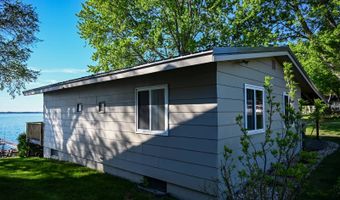 196 W Lake Dr, Arlington, SD 57212