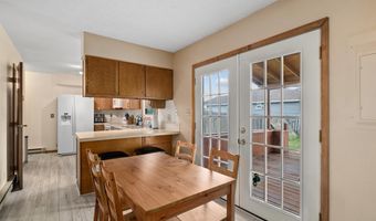 1839 BLUEGRASS Cir, Cheyenne, WY 82009