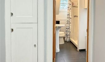 2812 Ogden Pl, Utica, NY 13501