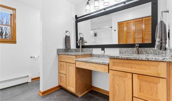 193 Fairway Dr, Akron, OH 44333