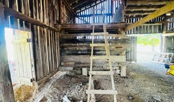 1572 Haddix Rd, Albany, KY 42602