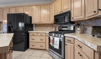 833 Franklin Dr, Ardmore, OK 73401