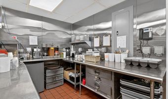 671 BROADWAY, Bayonne, NJ 07002