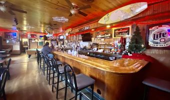 102 W State St, Ashley, IN 46705