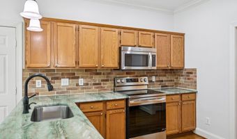 1818 Misty Hollow Ln, Apex, NC 27502