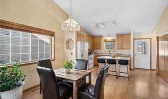 10585 Jason Ln NE, Albertville, MN 55301