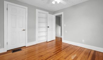 33 School St, Ashville, OH 43103