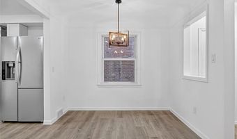 8664 Louise Ave, Allen Park, MI 48101