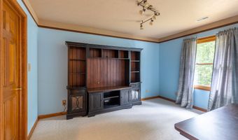 7721 Donegal Dr, Indianapolis, IN 46217
