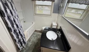 313 S 2nd St W, Aurora, MN 55705