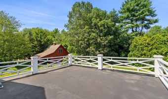 127 Liberty Hill Rd, Bedford, NH 03110