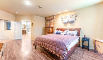 2766 Glen Port St, Las Vegas, NV 89135