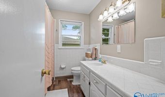 807 7th St NE, Arab, AL 35016