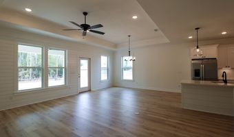225 Meredith Dr, Bainbridge, GA 39819