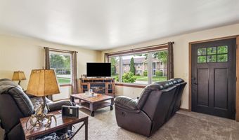 2406 S FOUNTAIN Ave, Appleton, WI 54915