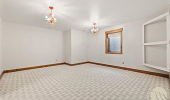 5345 Mule Deer Ct, Billings, MT 59106