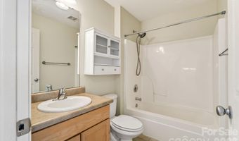 649 Raphael Pl, Charlotte, NC 28205