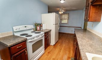 105 S Dubuque St, Albion, IA 50005