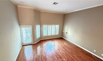 5241 Colodny Dr 403, Agoura Hills, CA 91301