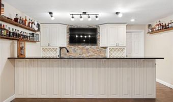 701 4th St SW, Austin, MN 55912