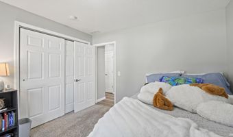 1704 Dallas St, Auburn, IN 46706