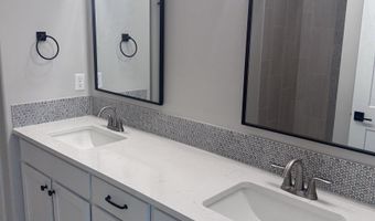 620 E Park Pl, Andover, KS 67002