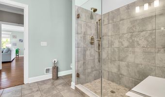 161 Edenton Dr, Barnegat, NJ 08005
