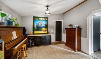 253 Aero Ln, Bigfork, MT 59911