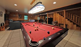 233 Algerie Rd, Becket, MA 01223