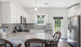 23 Adams Ln, Arundel, ME 04046