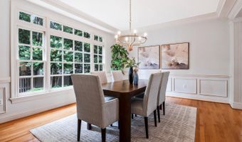4831 26TH St N, Arlington, VA 22207