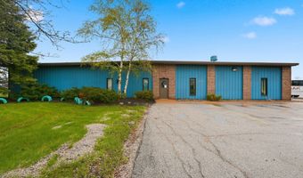 149 Green Dr, Avilla, IN 46710