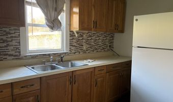 152 Blacks Rd 1st floor, Cheshire, CT 06410