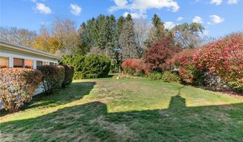 333 Phenix Ave, Cranston, RI 02920