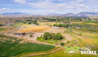 15 Cole Rd, Cody, WY 82414