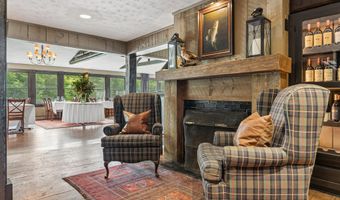 157 Main St, Belgrade, ME 04918