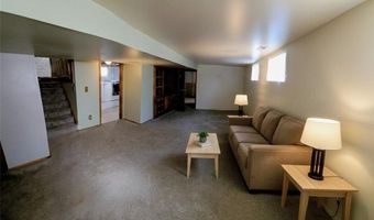 309 5th St SW, Austin, MN 55912