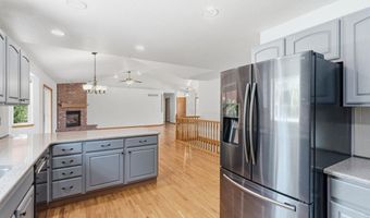 2243 Breckenridge Dr, Berthoud, CO 80513