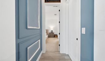 5435 SILVER SUN Dr, Apollo Beach, FL 33572