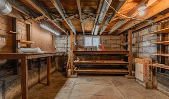 102 S Oak St, Arrowsmith, IL 61722