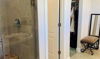 5721 SILVER SUN Dr, Apollo Beach, FL 33572