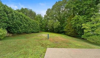 25 Hillview Ave, North Smithfield, RI 02896