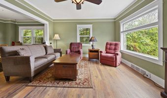 3361 Harrison Ave, Astoria, OR 97103