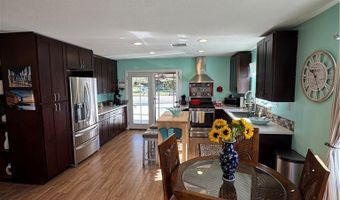 637 Iowa, Fallbrook, CA 92028