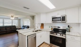 2531 HEBB Rd, Auburndale, FL 33823