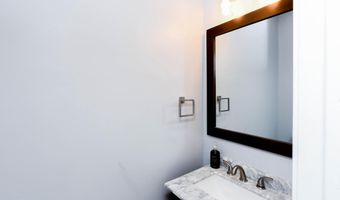5016 IVORY WALTERS Ln SE, Washington, DC 20019