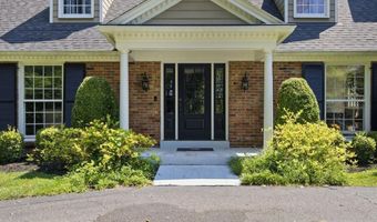12601 N Osage Rd, Anchorage, KY 40223