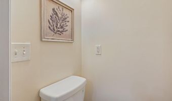 2106 FLEET St, Baltimore, MD 21231