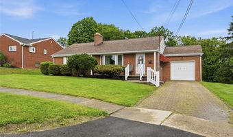 2207 Ridgevue Ave, Aliquippa, PA 15001