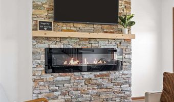13294 212th Ave, Anamosa, IA 52205